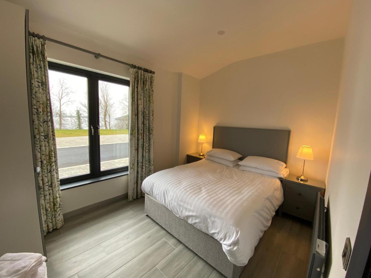 Tullybay Holiday Lodges เอนนิสคิลเลน ภายนอก รูปภาพ
